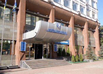 Киевгорстрой получил 2,56 млрд грн и нового главу, планирует возобновить строительство