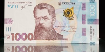 Началась вторая волна выплат «зимней тысячи»: кто получит