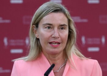 Бывшую главу дипломатии ЕС Могерини обвинили в мошенничестве и коррупции