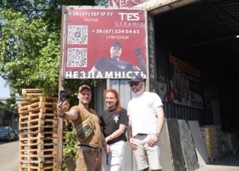 Заложил квартиру под бизнес, но при этом мотивирует и обучает других. История ветерана из Киева.