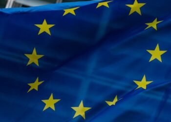 Politico: ЕС внесет Россию в черный список из-за отмывания денег