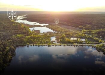 В Киеве суд начал рассмотрение иска о восстановлении законного статуса Святошинских прудов