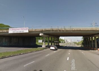 Киев заказал ремонт путепровода возле «Выдубичей» за 278 млн грн