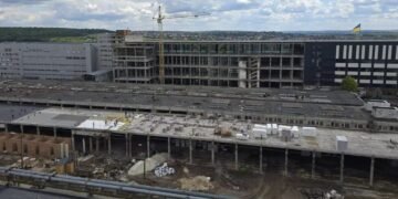 Самый большой корпус завода «Темп» в Хмельницком реконструируют под торговый центр