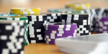 Блогера Анну Алхим оштрафовали на почти 5 млн грн за рекламу казино