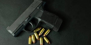 «Во владельцев будут стрелять». Депутат предлагает запретить травматические пистолеты