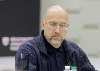 Шмыгаль: Военные получат 12 млрд грн для заказа техники через DOT-Chain Defence