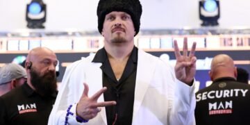 В оккупированном Крыму новая волна конфискации имущества украинцев: Усик, Франчук, военные