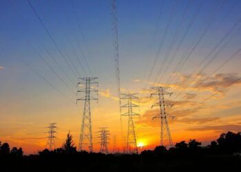 Освободили 800 МВт. ОВА пересмотрели списки объектов, которым не выключают свет – Свириденко