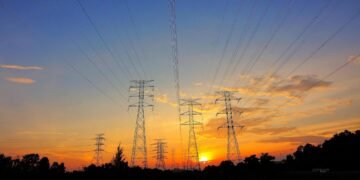 Освободили 800 МВт. ОВА пересмотрели списки объектов, которым не выключают свет – Свириденко