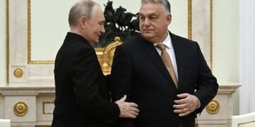 Орбан рассказал, что писал письмо Путину относительно замороженных активов РФ