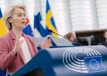 Фон дер Ляйен: Нет более важного акта европейской обороны, чем поддержка обороны Украины