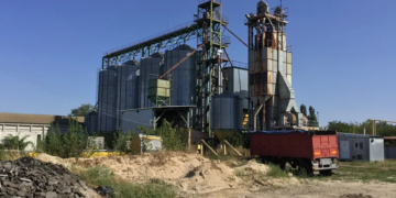 Возле Киева на приватизацию выставили почти достроенный мукомольный комплекс – фото