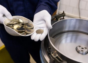 Нацбанк решил купить машину для уничтожения монет