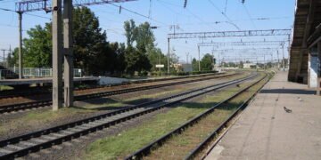 Россия ударила по железнодорожной станции «Одесса-Восточная»: ранена сотрудница