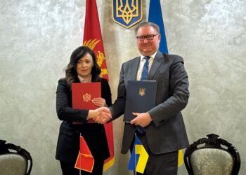 Украина подписала обновленное торговое соглашение с Черногорией