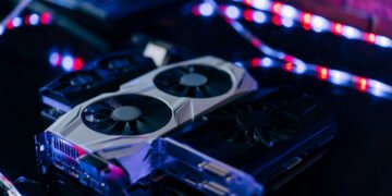 NVIDIA будет поставлять на треть меньше RTX 50, из-за дефицита памяти «под нож» пойдут 5070 Ti и 5060 Ti, — инсайдеры