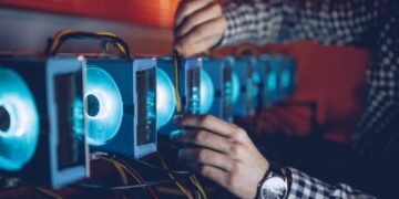 Майнер эпохи Сатоши Накамото вышел из спячки