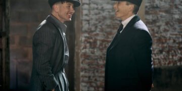 Фильм «Острые козырьки: Бессмертный человек» получил первый постер и дату релиза — сначала в кинотеатрах