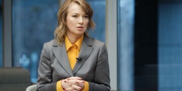 Рада приняла законопроект о статусе народного депутата. Кто его получит и за какие заслуги