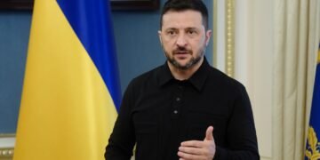 Зеленский на фоне атак по Одессе хочет сменить командующего ВК «Юг» Карпенко