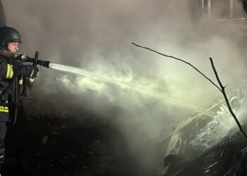 Россияне обстреляли Запорожье в новогоднюю ночь: среди раненых — подросток