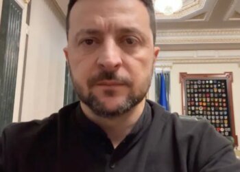 Зеленский предупредил о высокой вероятности массированного обстрела в ночь на 9 января