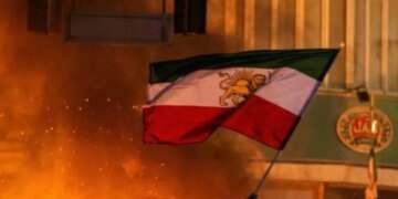 Власти Ирана пригрозили протестующим смертной казнью