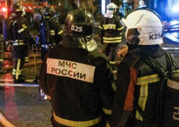 Беспилотники атакуют Таганрог: под ударом авиаремонтный завод. ВИДЕО