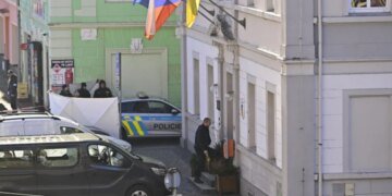 Стрельба в Чехии: мэр Хршибска пострадал, погибли люди