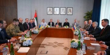 «Выглядели почти как друзья»: Axios  раскрыл, что происходило за закрытыми дверями на переговорах в Абу-Даби