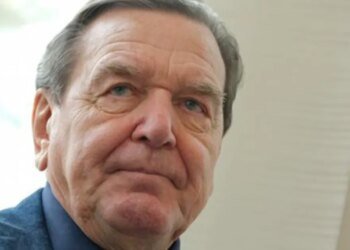 Экс-канцлер Германии выступил против «демонизации» РФ и за дешевый российский газ