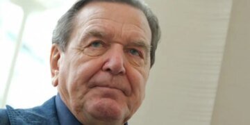 Экс-канцлер Германии выступил против «демонизации» РФ и за дешевый российский газ