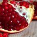 Можно ли есть гранат с косточками или нет: ответ экспертов