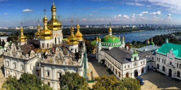 Оккупанты нанесли удар по Киево-Печерской лавре: есть повреждения. ФОТО, ВИДЕО