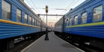Из-за усиления обстрелов Укрзализныця меняет маршруты поездов