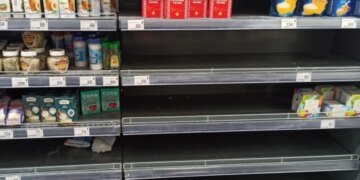 В Белгороде и приграничных районах фиксируют перебои с продуктами и водой, — The Moscow Times