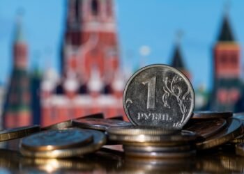 Россия входит в десятилетие экономической стагнации – разведка