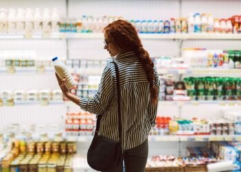 Инфляция в России ускорилась до 0,104% в сутки