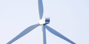 Украина выиграла первый международный арбитраж по снижению «зеленого тарифа»