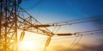 В Киеве аварийное отключение: остановлены поставки воды, тепла и работа электротранспорта