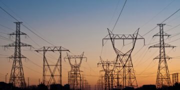 Нафтогаз начал импортировать электроэнергию в размере половины собственных потребностей