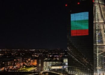 Болгария с 1 января перешла на евро: еврозона увеличилась до 21 страны