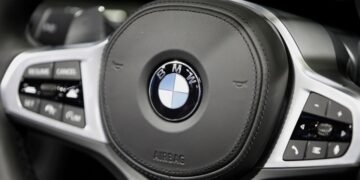 BMW отзывает десятки тысяч кроссоверов X3 из-за проблем с «умным» рулем