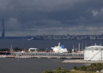 Удар по казне Путина. Экспортные цены на нефть Urals упали ниже всего со вторжения РФ в Украину