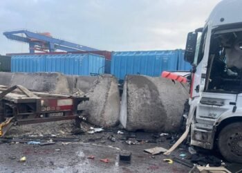 Россия снова ударила по портам в Одесской области: один человек погиб