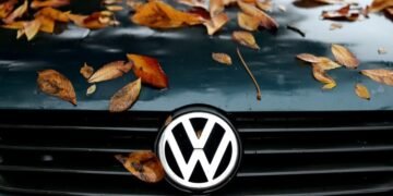 Volkswagen прогнозирует рост продаж электрокаров и готовит ряд доступных моделей