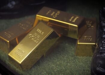 Цены на золото и серебро обновили рекорды после заявлений Трампа о Гренландии