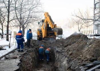 В Киеве после атаки РФ проблемы с водоснабжением: на Левом берегу около 3500 домов без воды