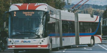 Житомир получит подержанные троллейбусы из Швейцарии: среди них будут трехсекционные